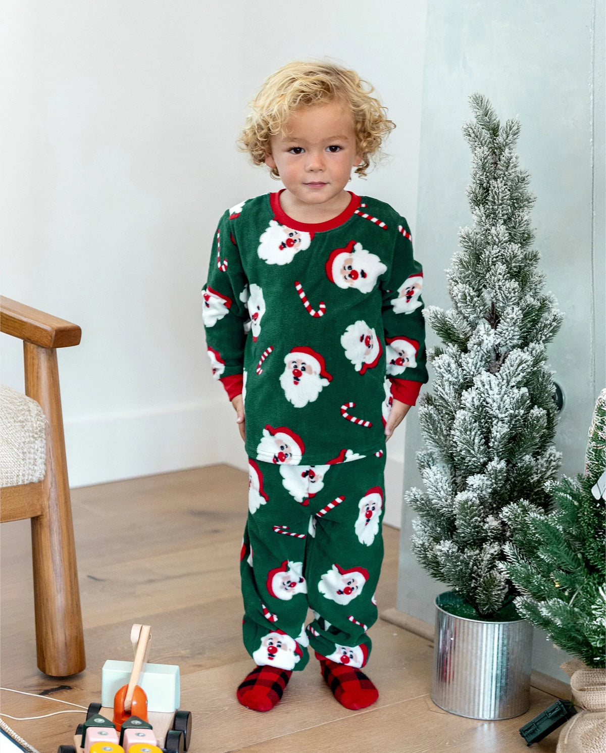 PatPat Matching Family Christmas Pajamas Santa Claus Print Fleece Green